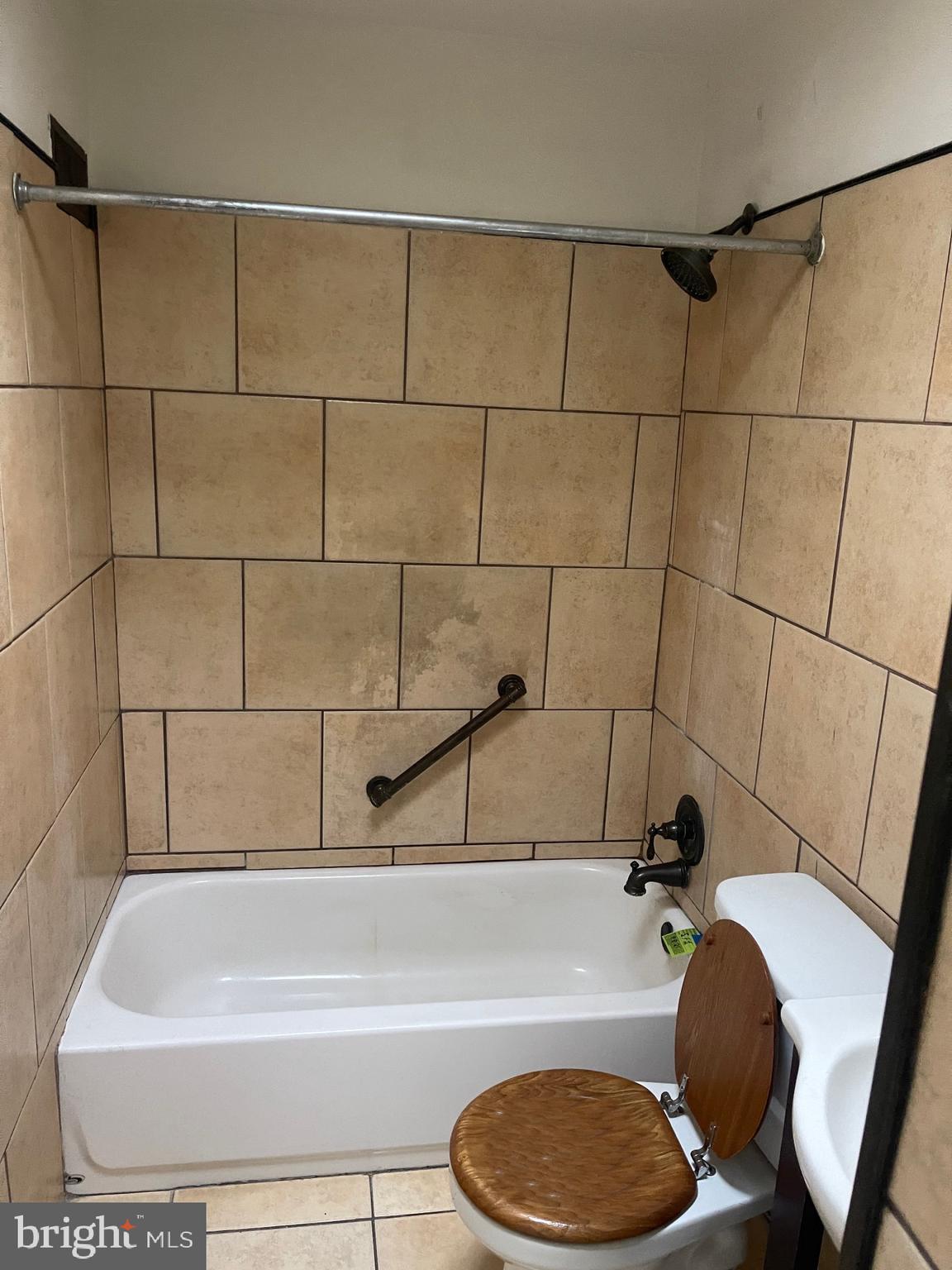 DUNDALK VILLAGE - Residential