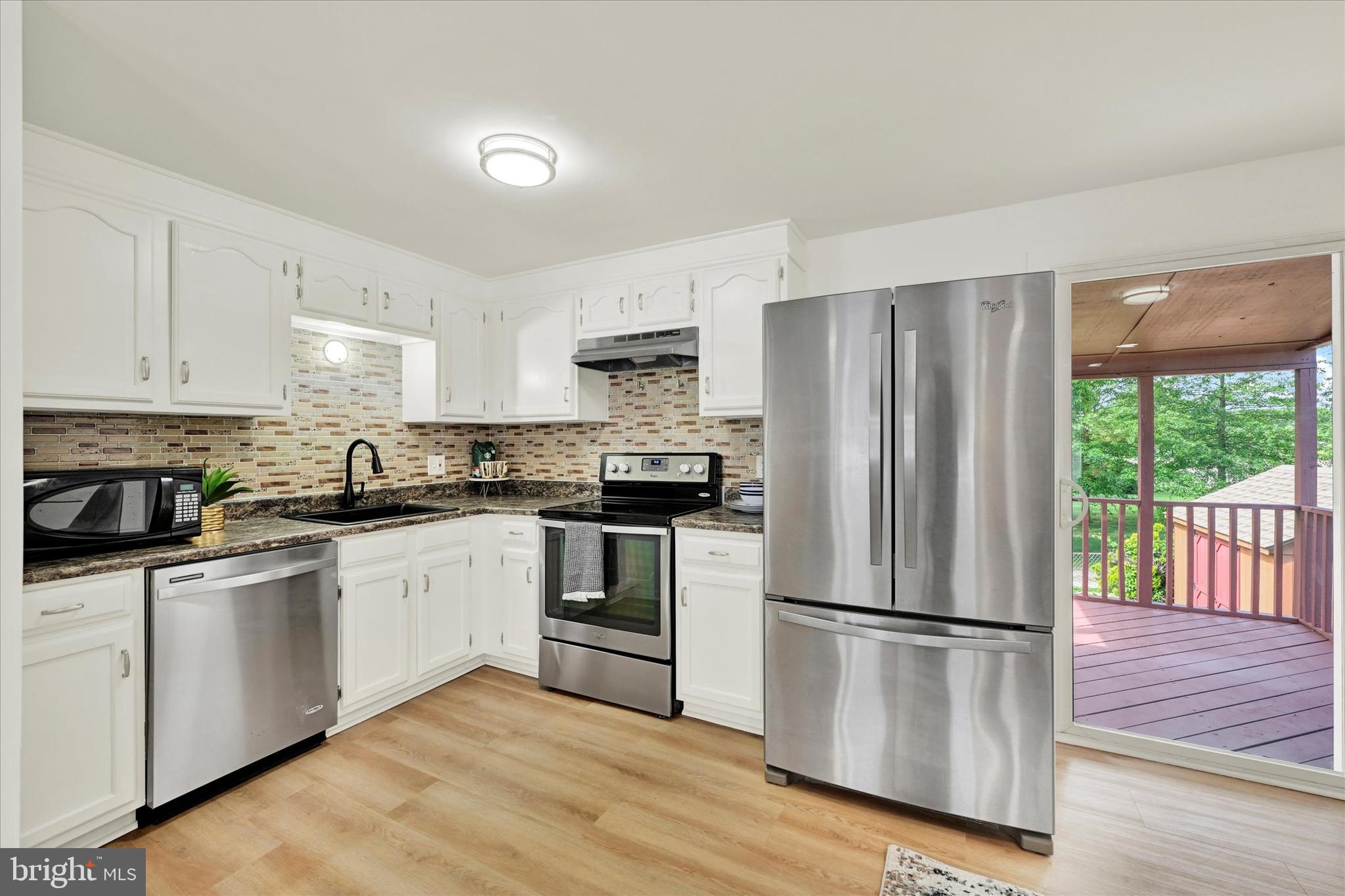 SUE CREEK LANDING - Residential