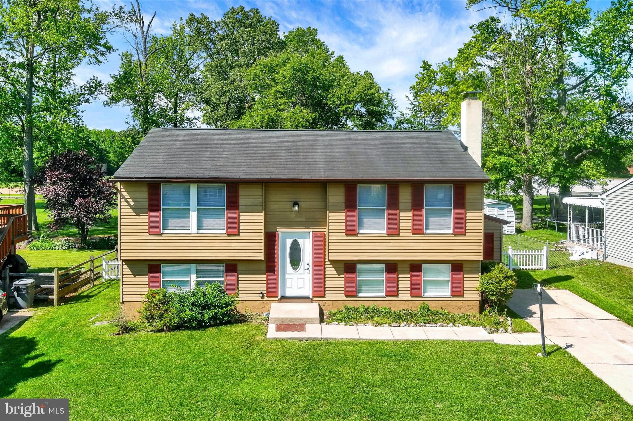 SUE CREEK LANDING - Residential