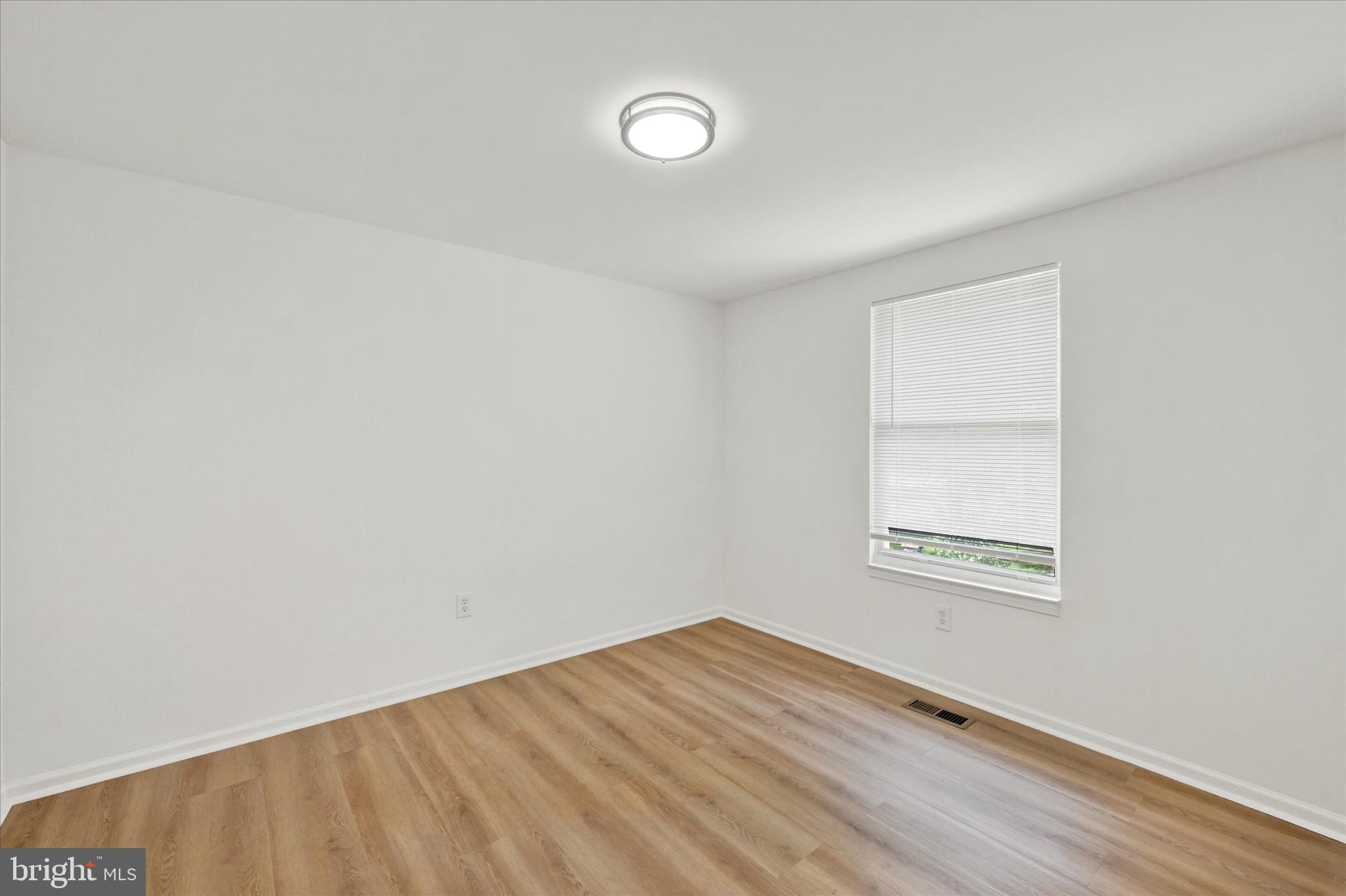 SUE CREEK LANDING - Residential