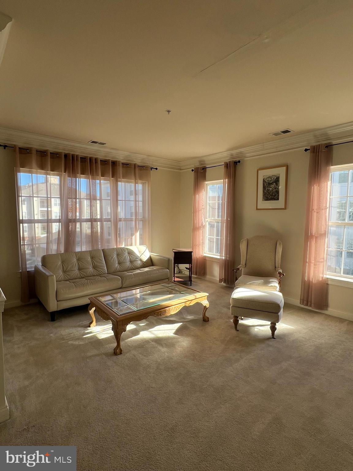 KENTLANDS - Residential Lease