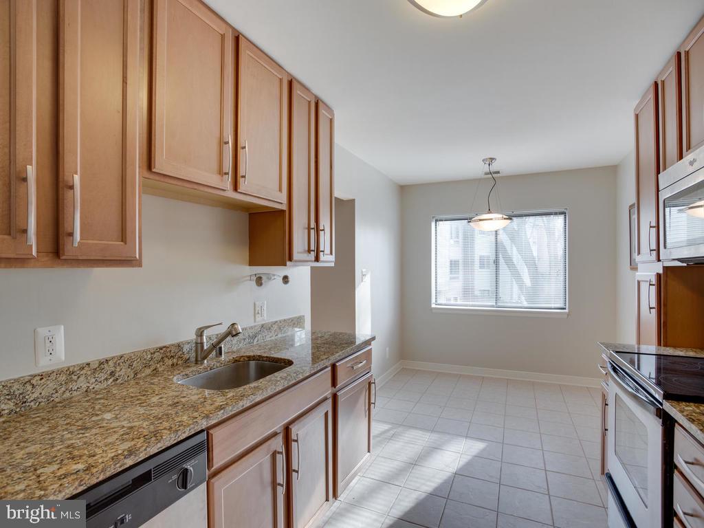 NORTH GREEN CONDOMINIUMS - Residential Lease