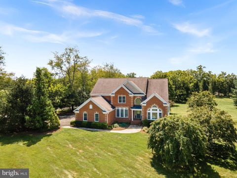 Photo of 41419 Southpaw Place, LEESBURG, VA 20175 (MLS # VALO2124108)