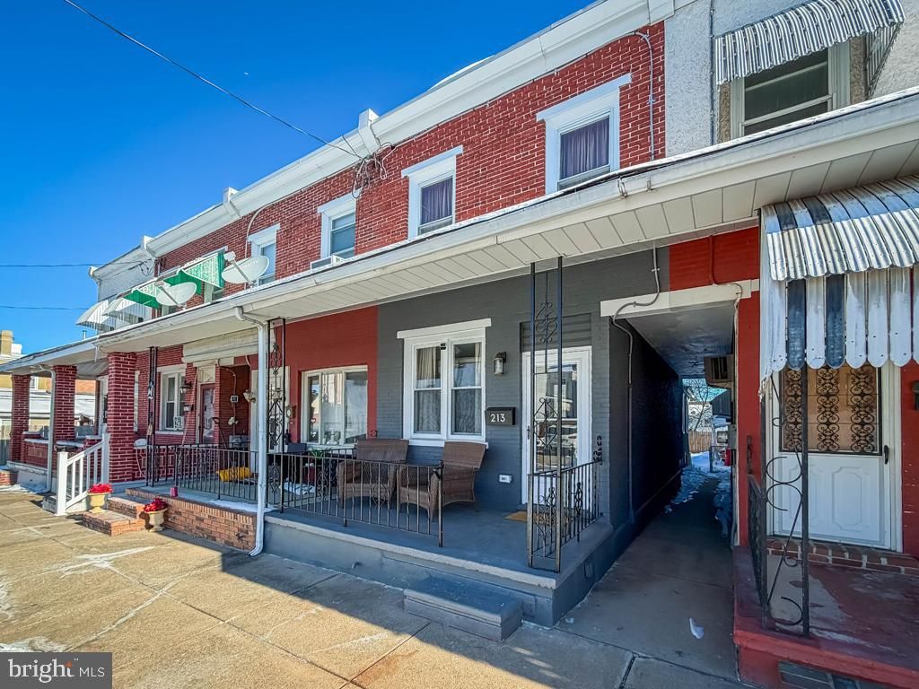 Photo of 213 New Brook Street, BRISTOL, PA 19007 (MLS # PABU2113338)