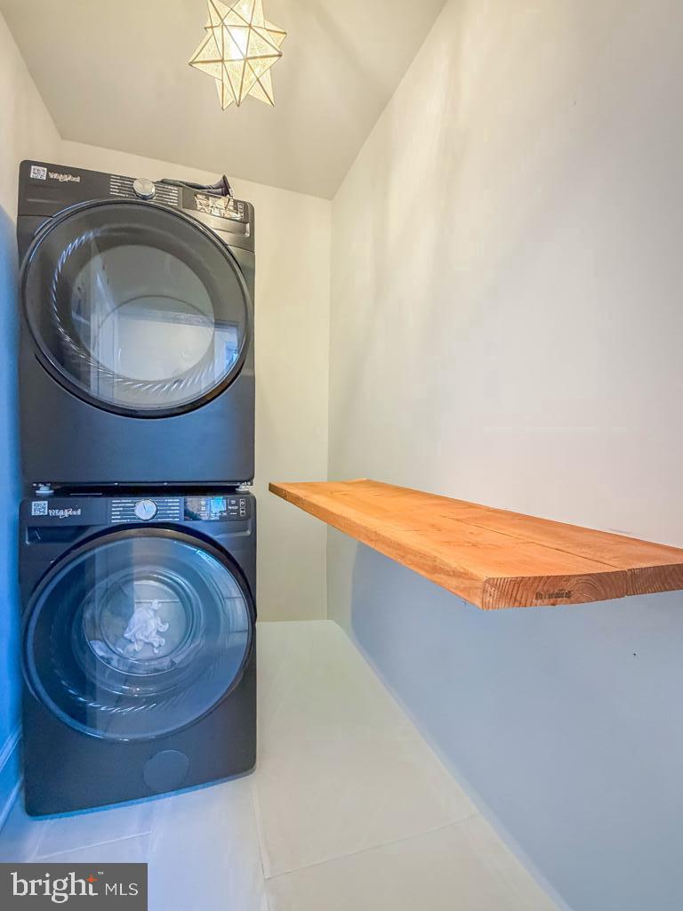 BRISTOL - Residential