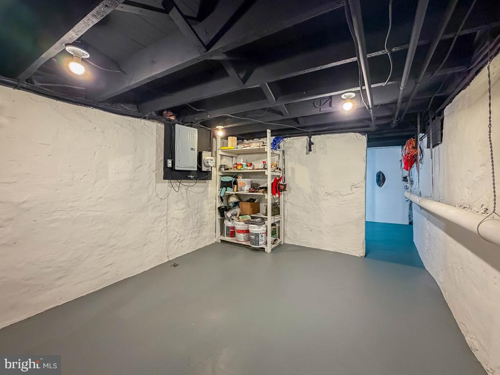 BRISTOL - Residential