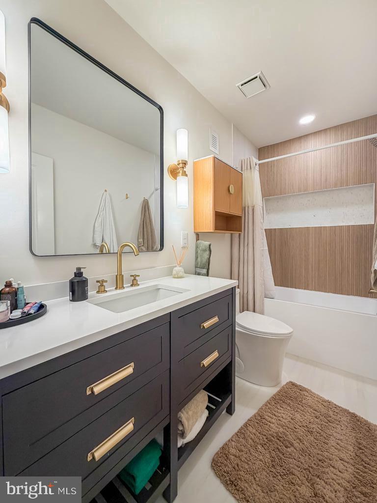 BRISTOL - Residential