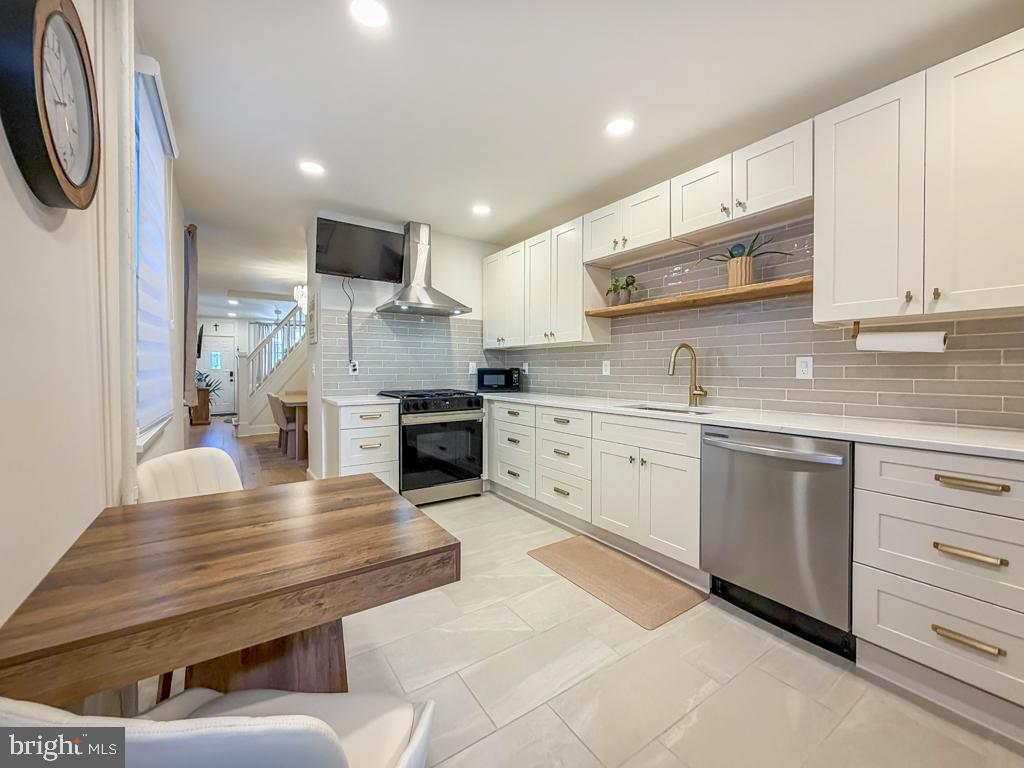 BRISTOL - Residential