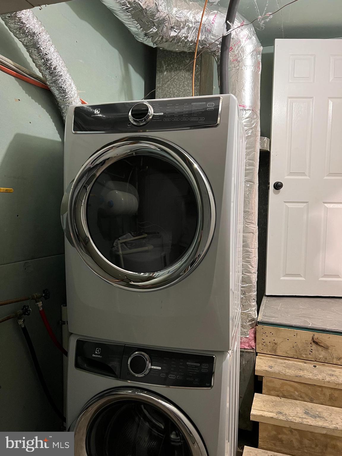 CHERRY HILL - Residential