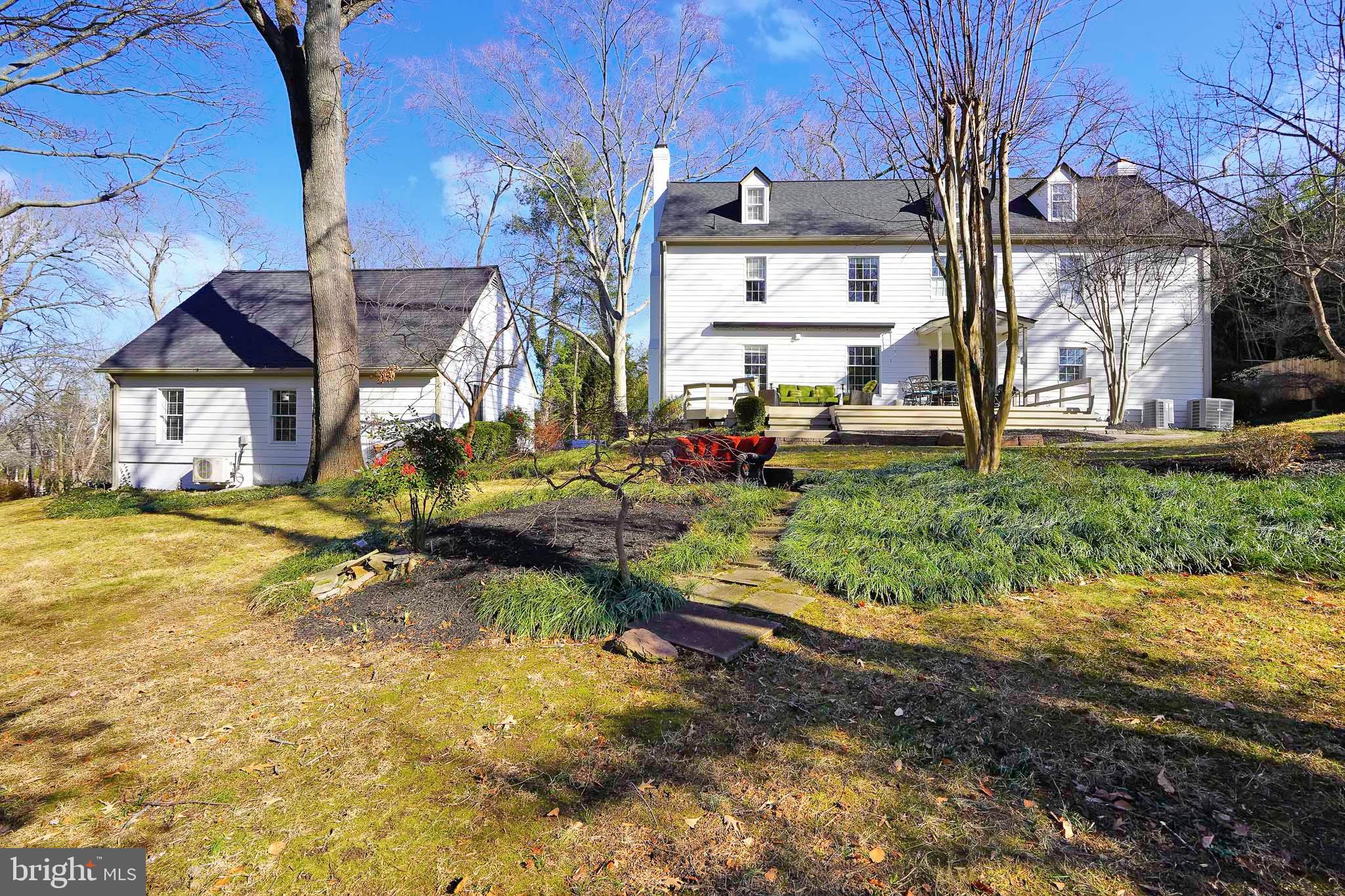 ARCTURUS ON THE POTOMAC - Residential