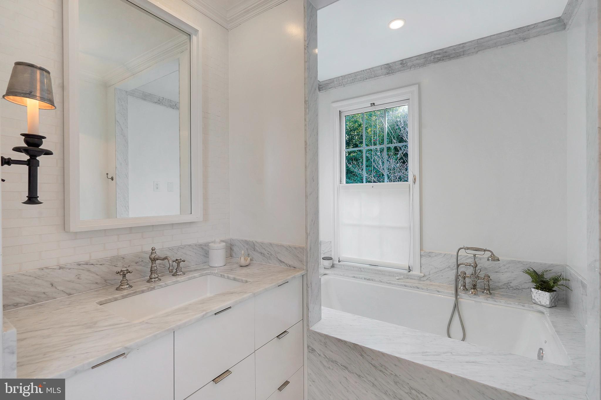 ARCTURUS ON THE POTOMAC - Residential