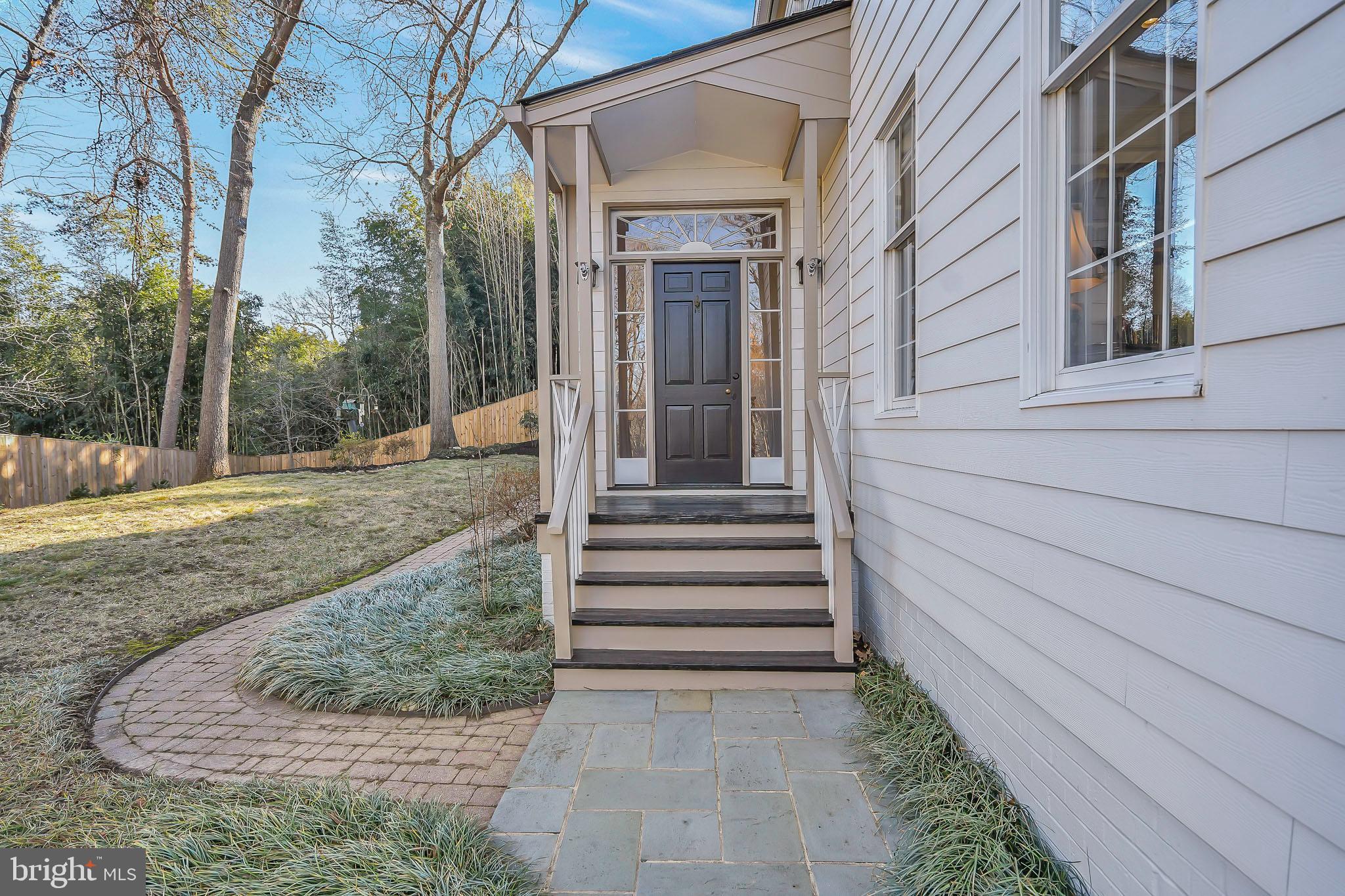 ARCTURUS ON THE POTOMAC - Residential