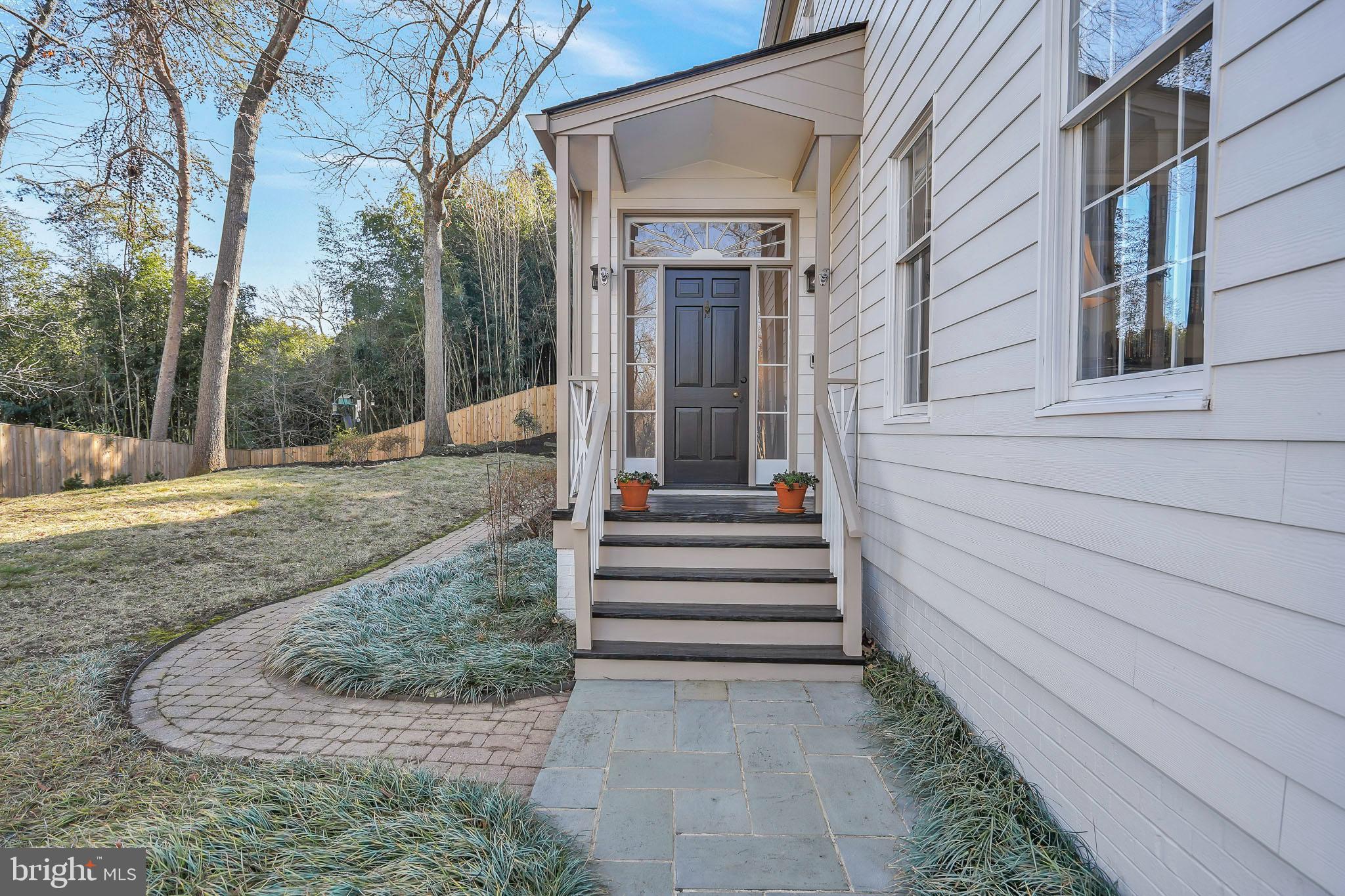 ARCTURUS ON THE POTOMAC - Residential