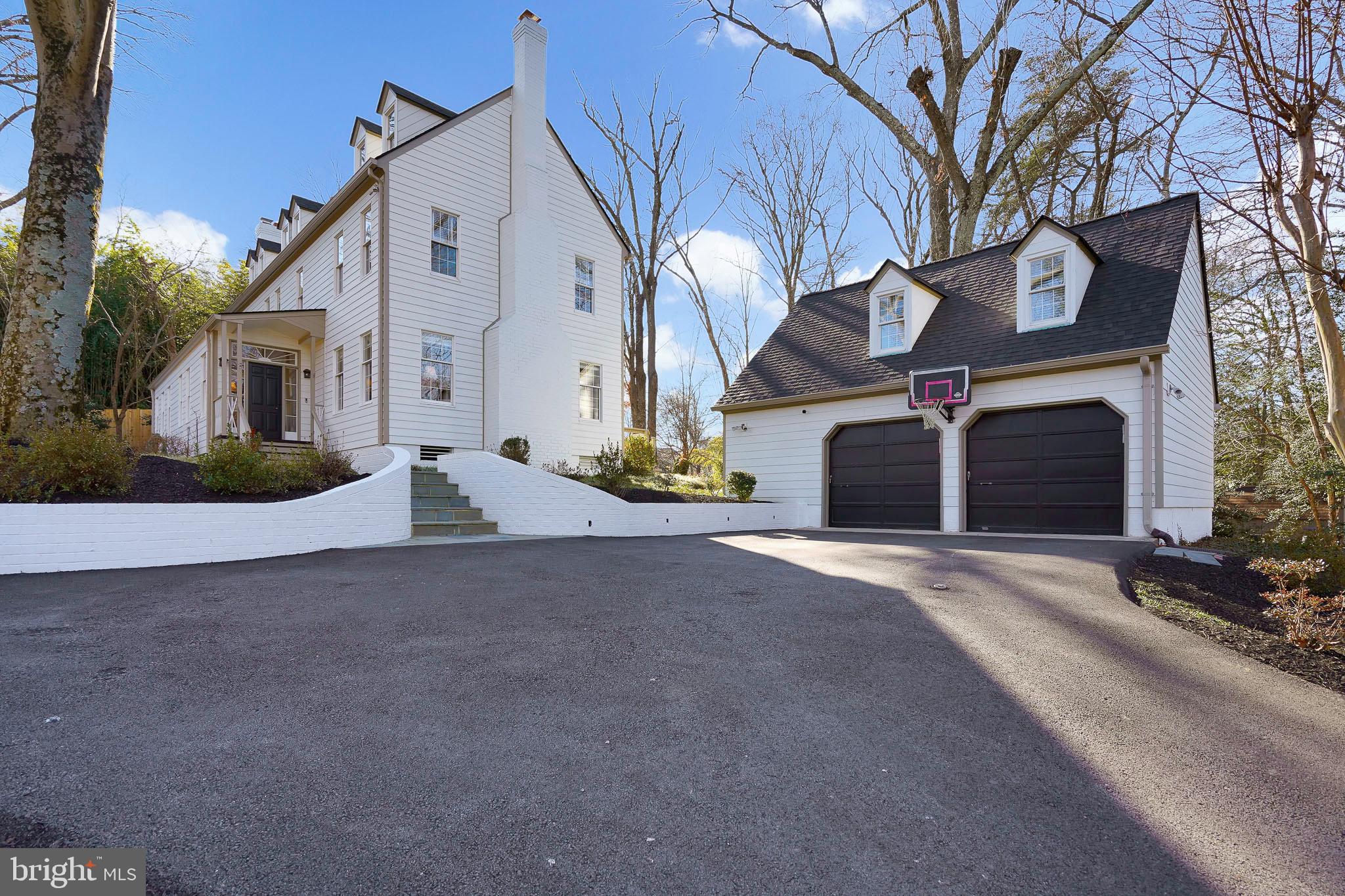 ARCTURUS ON THE POTOMAC - Residential