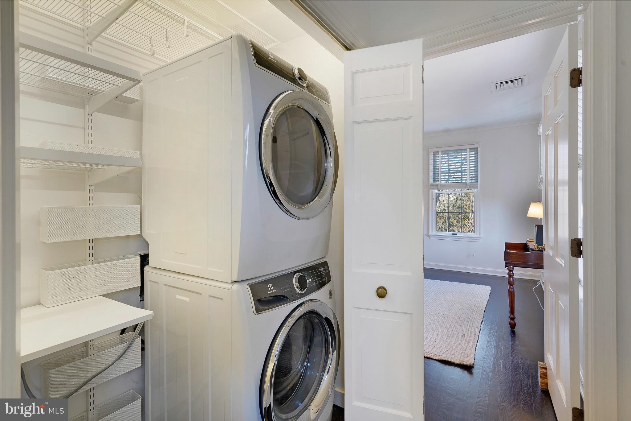 ARCTURUS ON THE POTOMAC - Residential