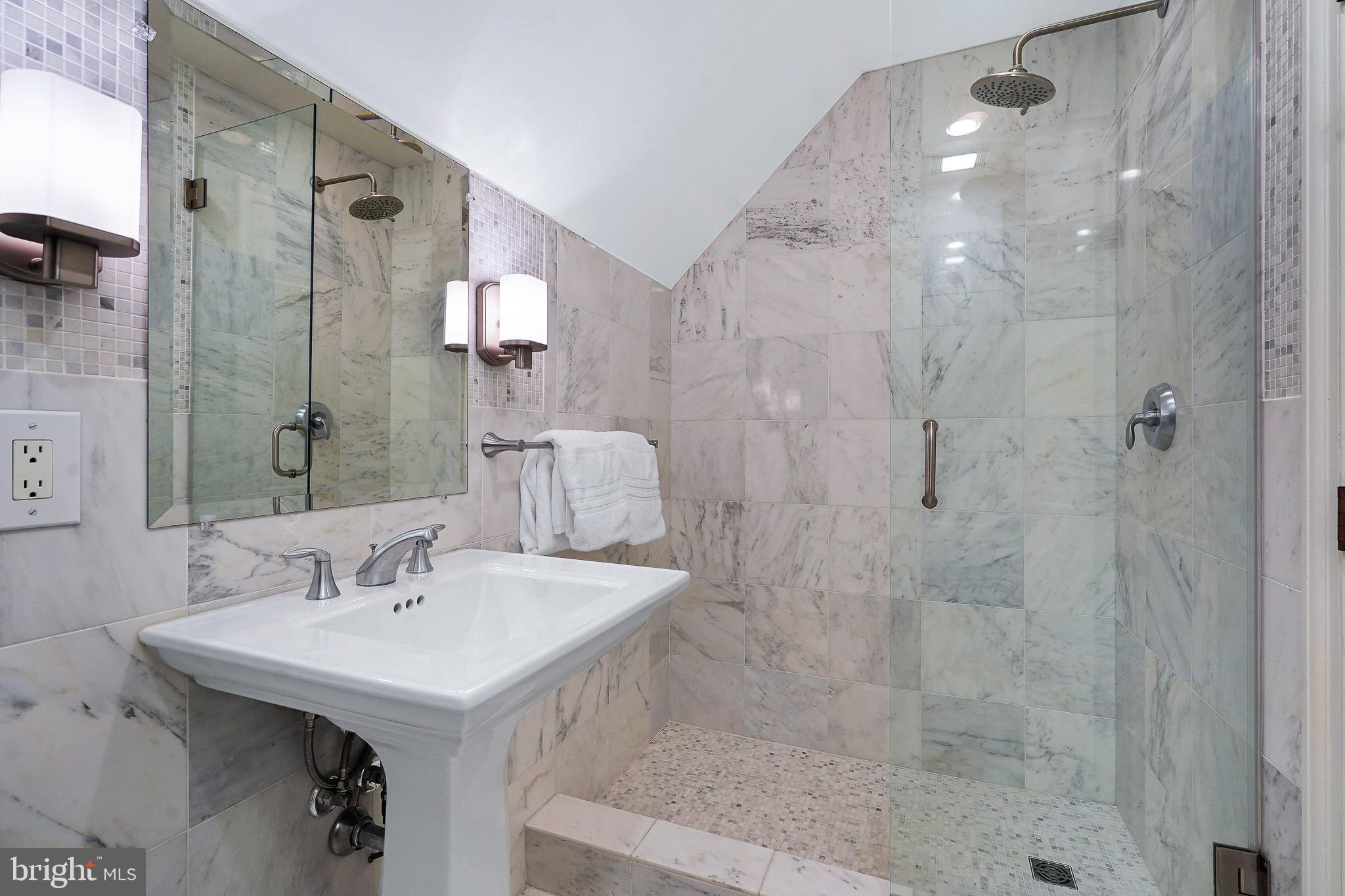 ARCTURUS ON THE POTOMAC - Residential