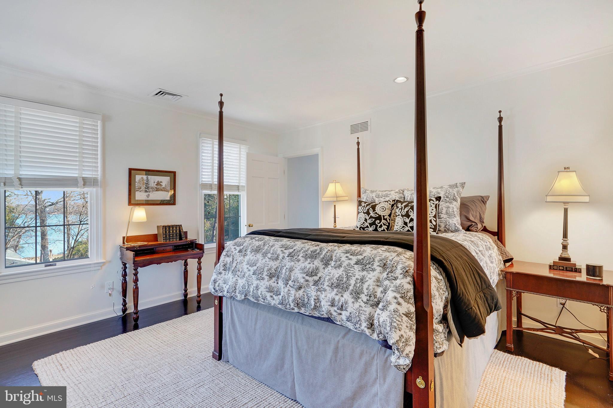 ARCTURUS ON THE POTOMAC - Residential