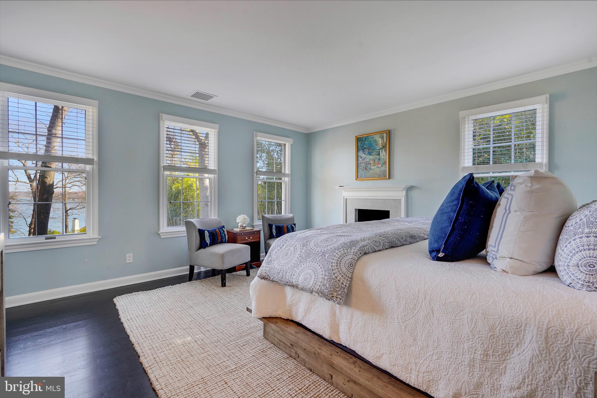 ARCTURUS ON THE POTOMAC - Residential