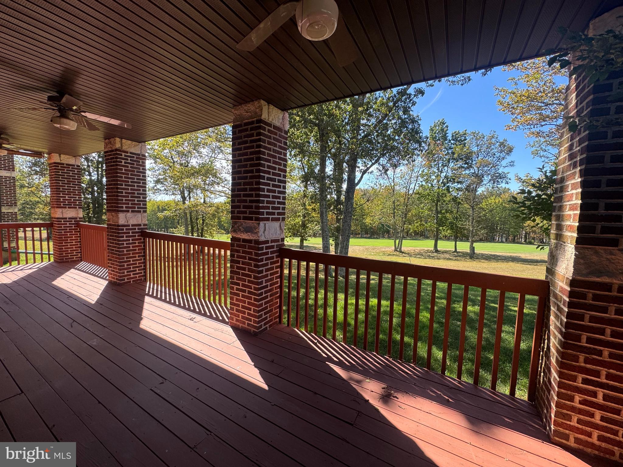 EAGLE ROCK RESORT - Residential