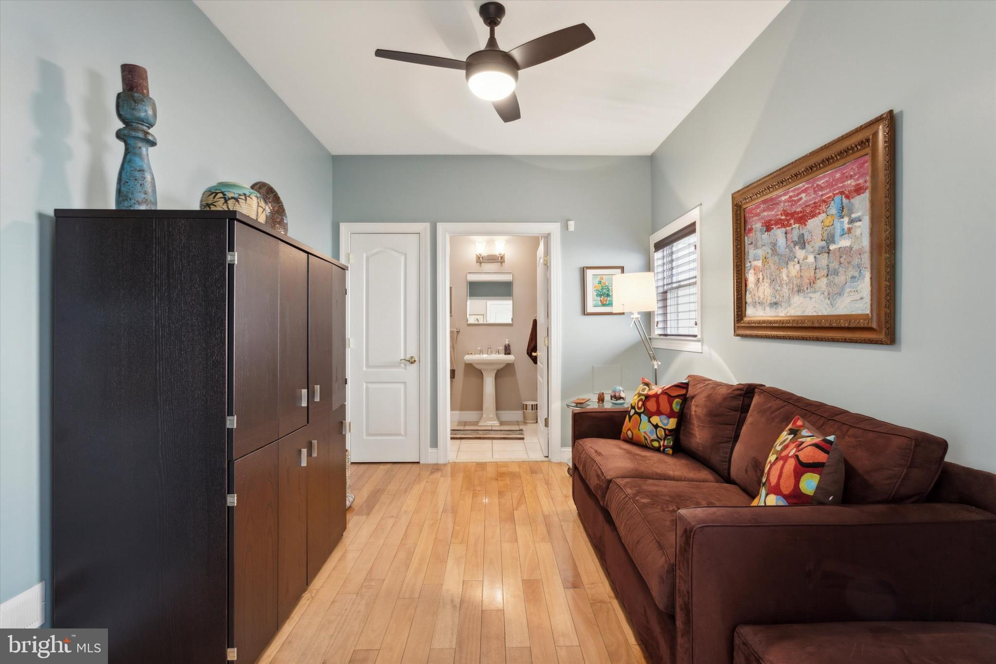 GRADUATE HOSPITAL - Residential