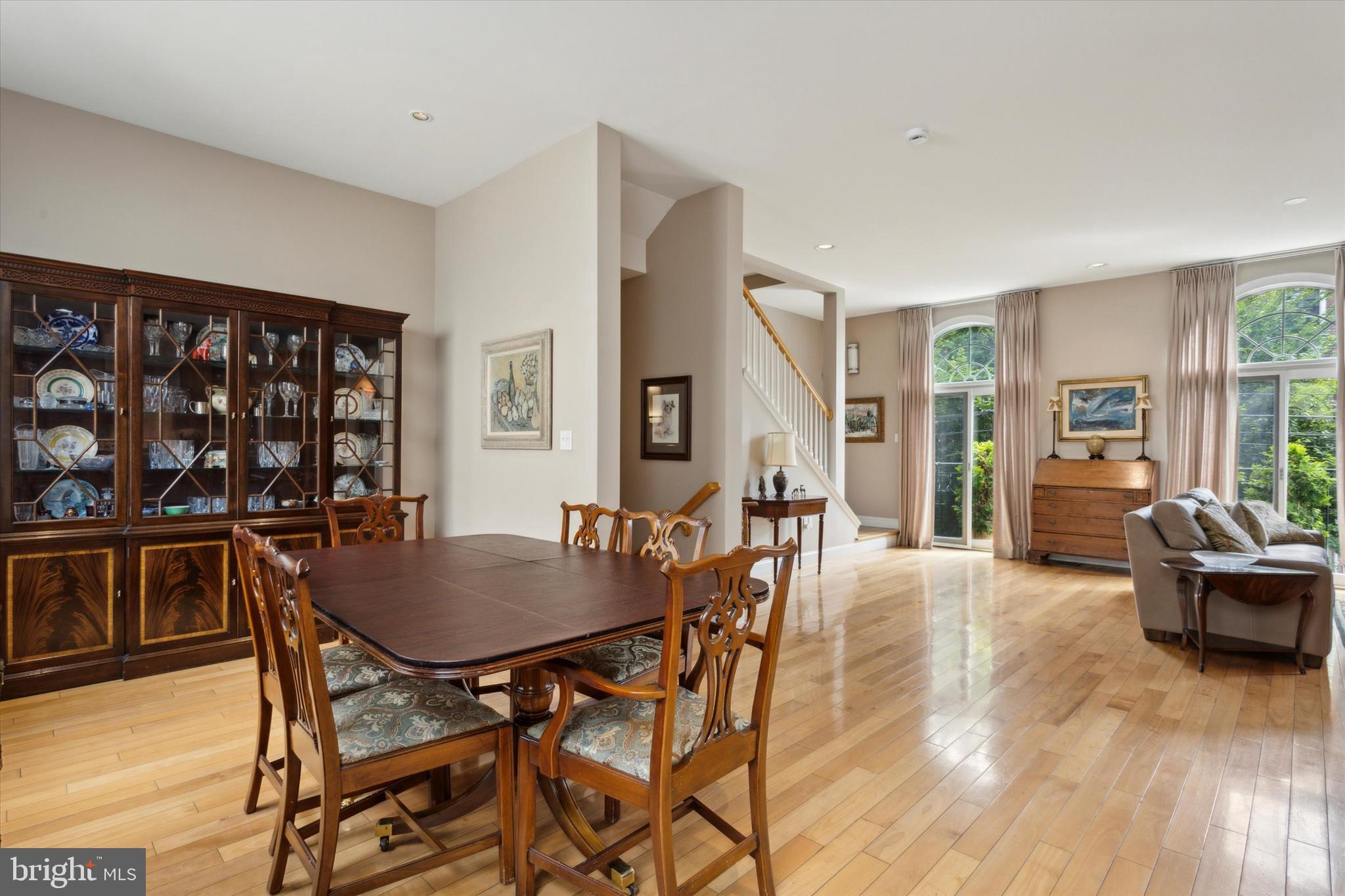 GRADUATE HOSPITAL - Residential