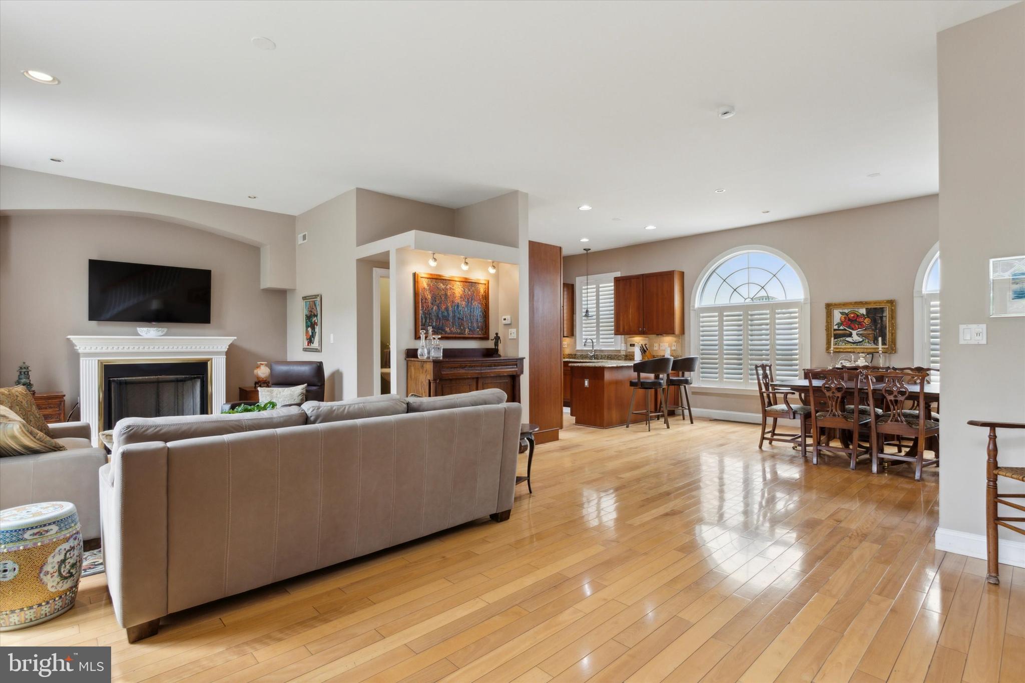 GRADUATE HOSPITAL - Residential