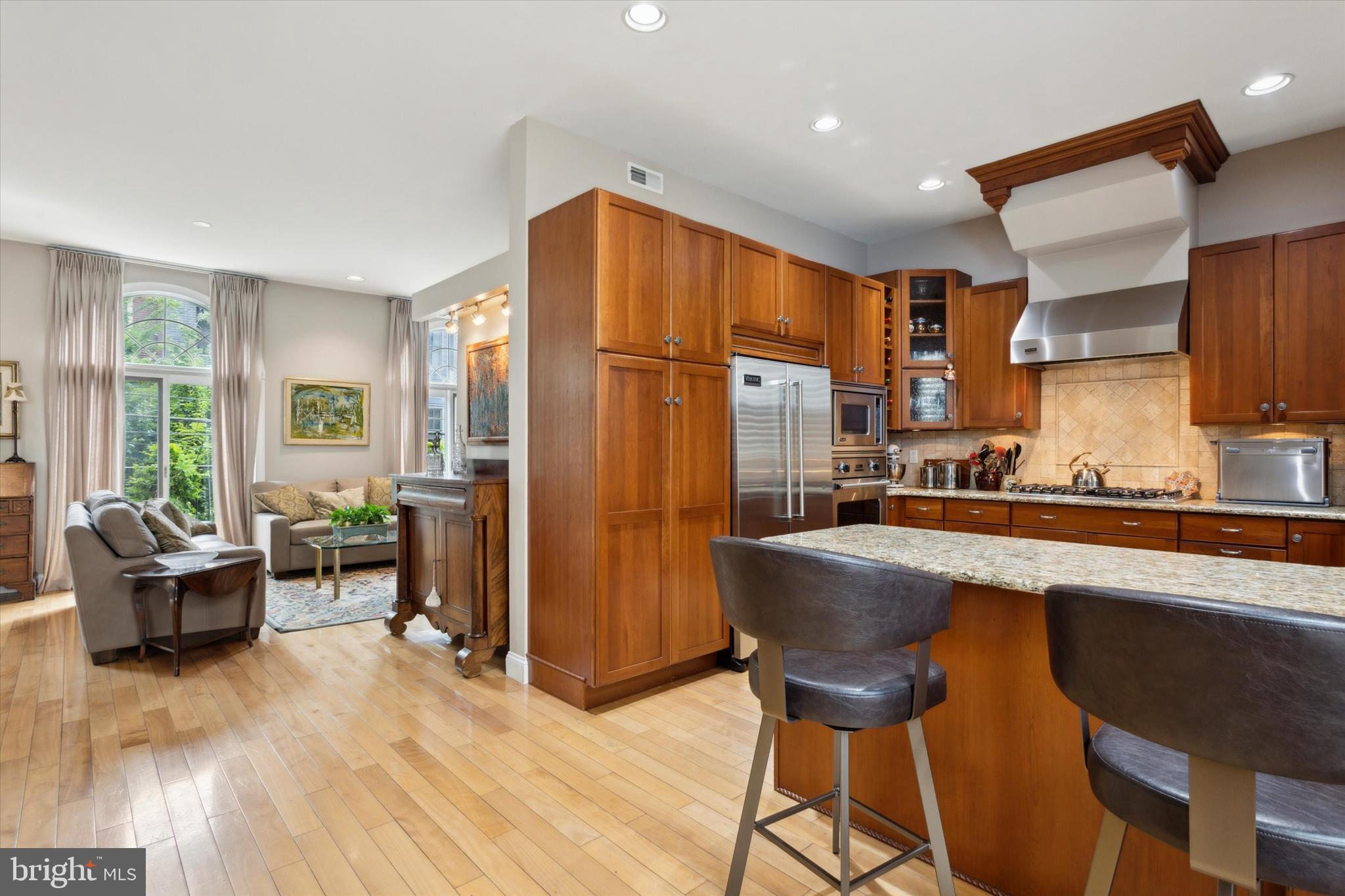 GRADUATE HOSPITAL - Residential