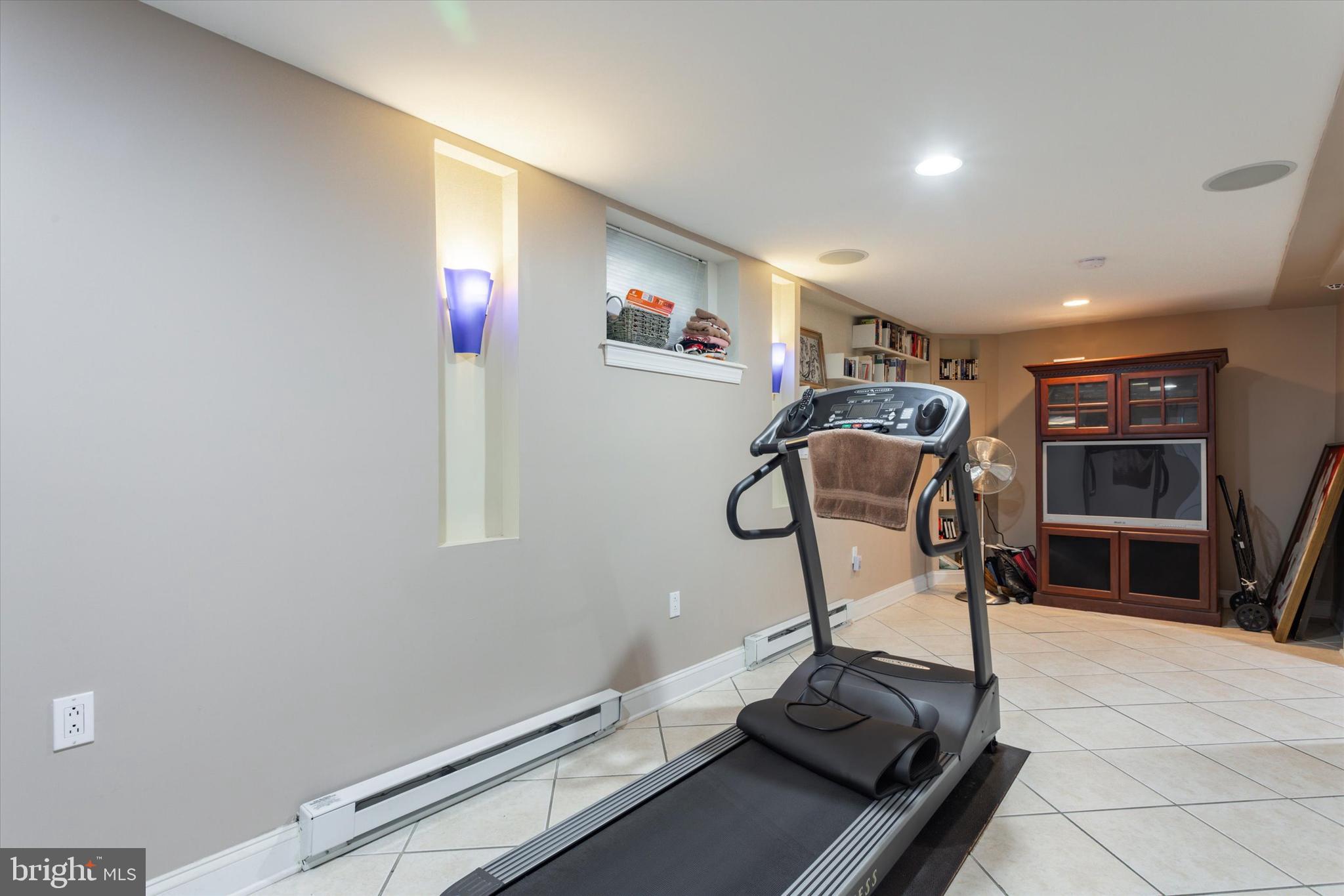 GRADUATE HOSPITAL - Residential