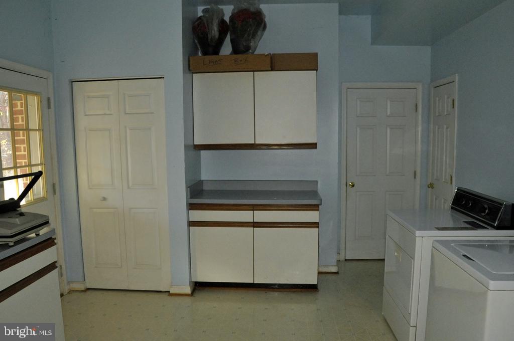 OAK HILL ESTATES - Residential