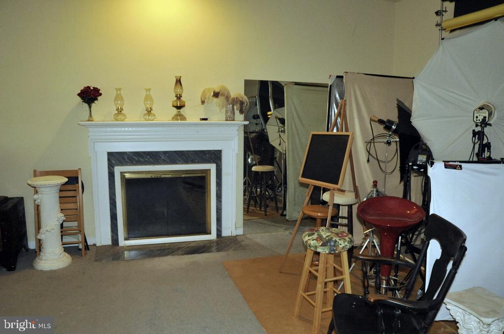 OAK HILL ESTATES - Residential