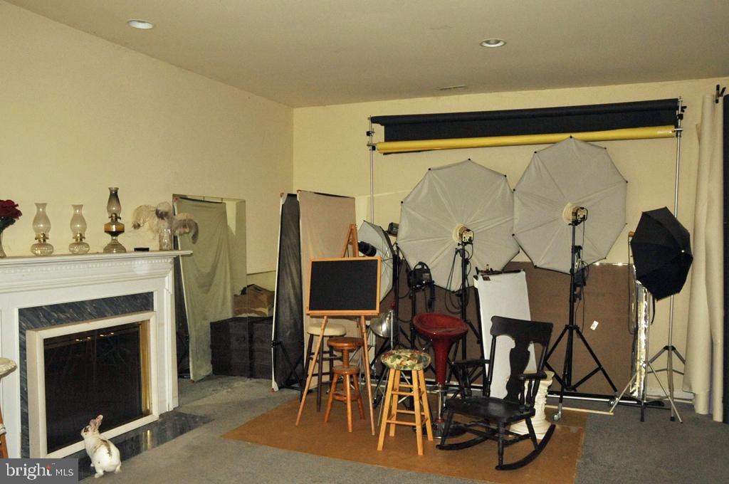 OAK HILL ESTATES - Residential