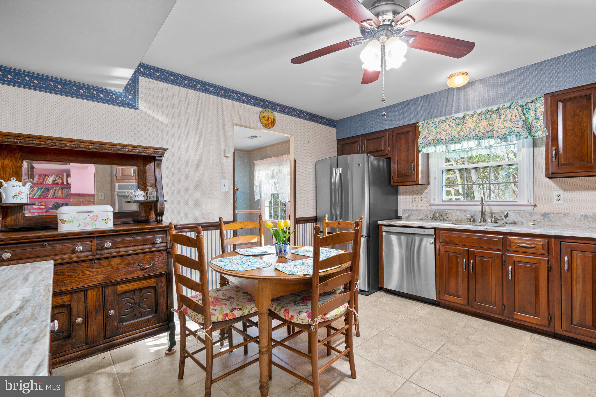 VILLAGE OF OWEN BROWN - Residential