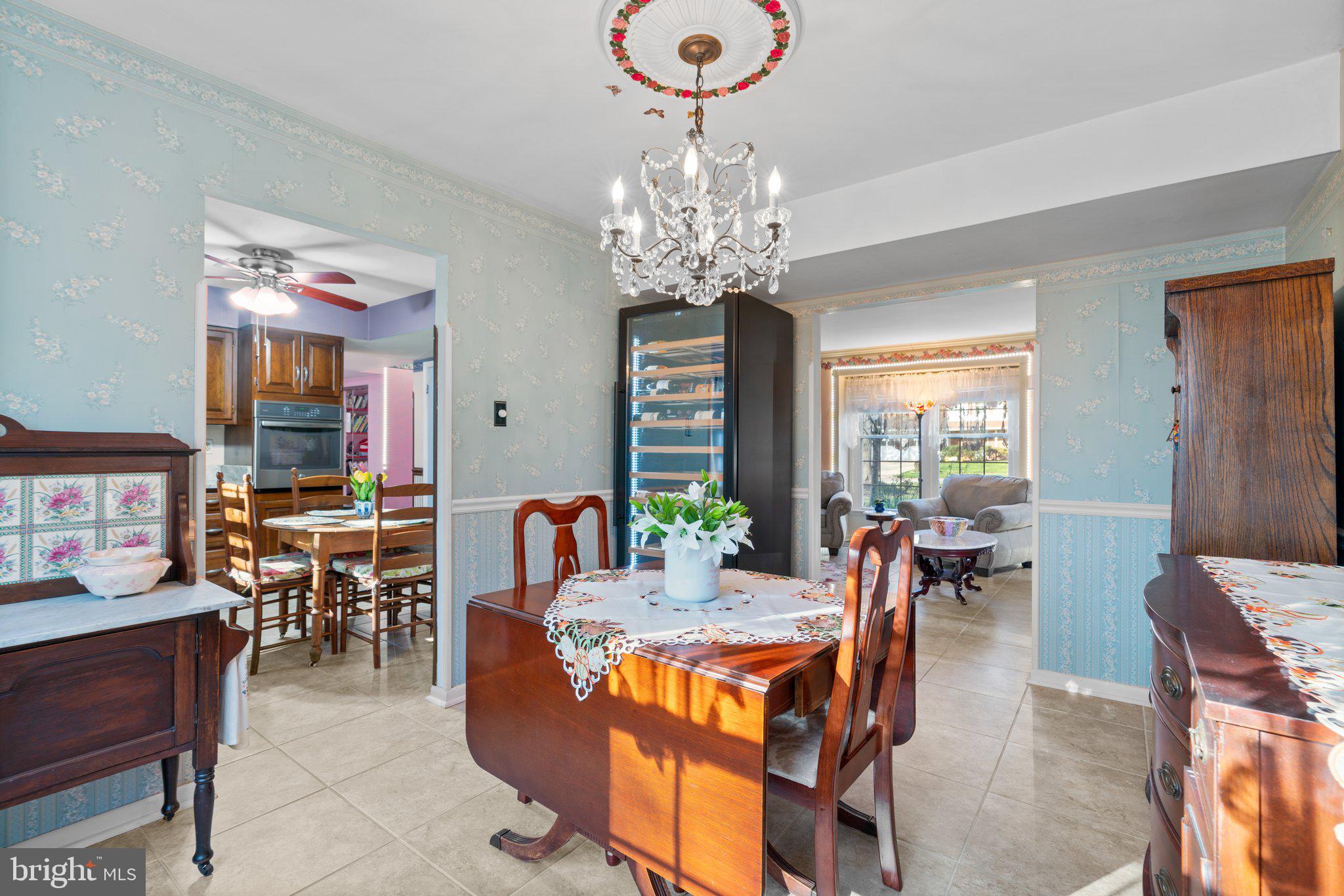 VILLAGE OF OWEN BROWN - Residential