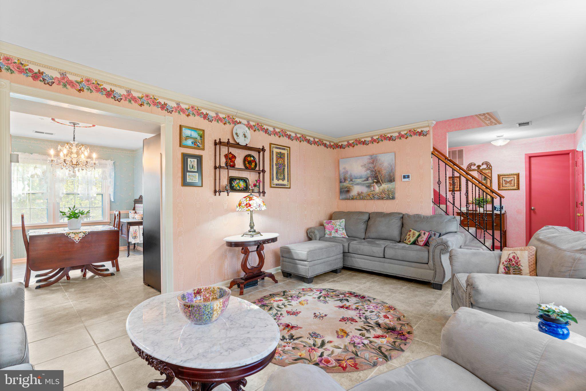 VILLAGE OF OWEN BROWN - Residential