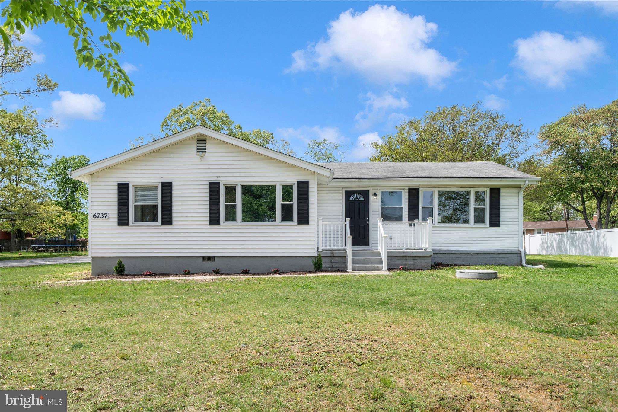 TEMPLE HILLS - Residential