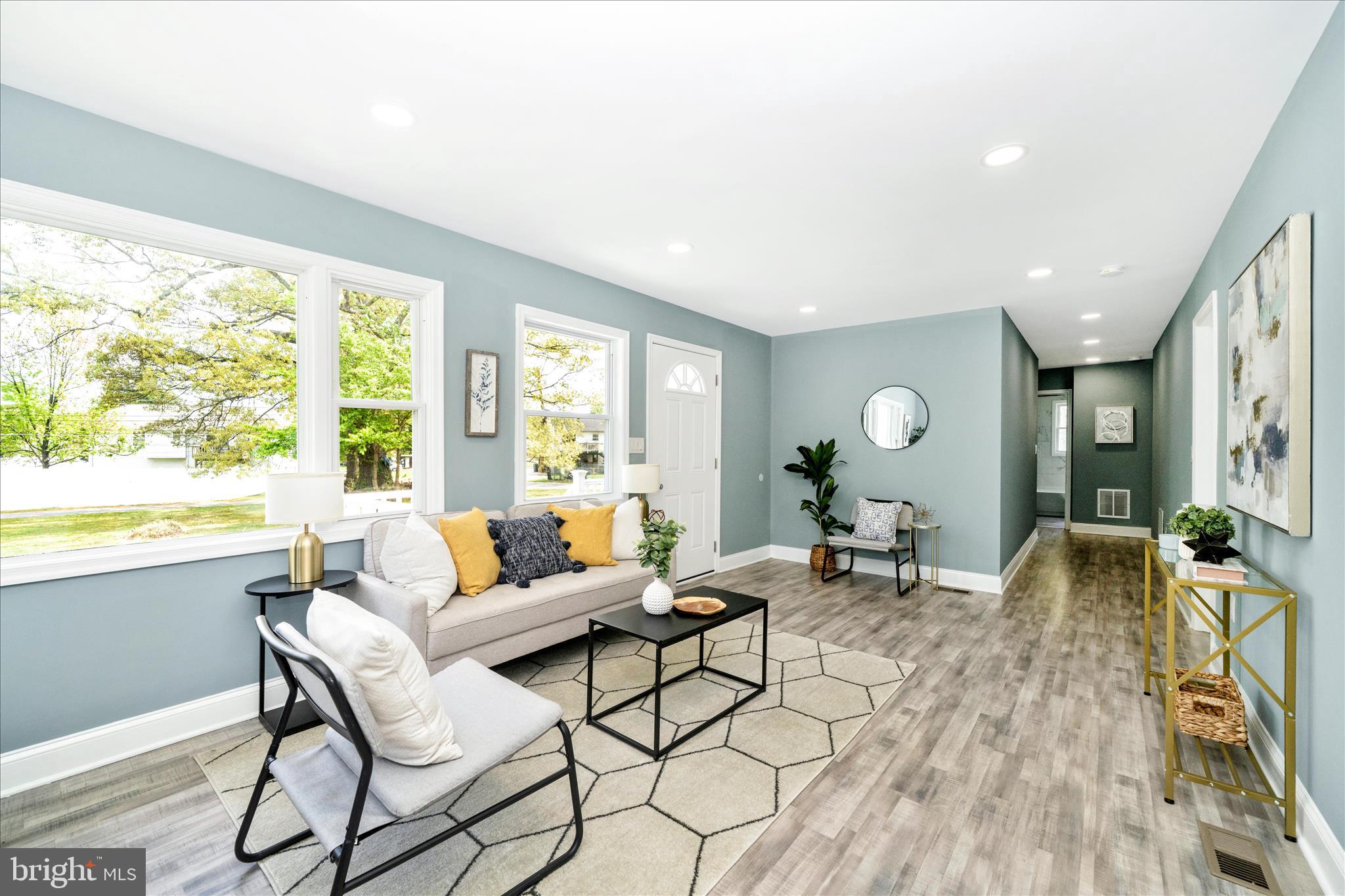 TEMPLE HILLS - Residential