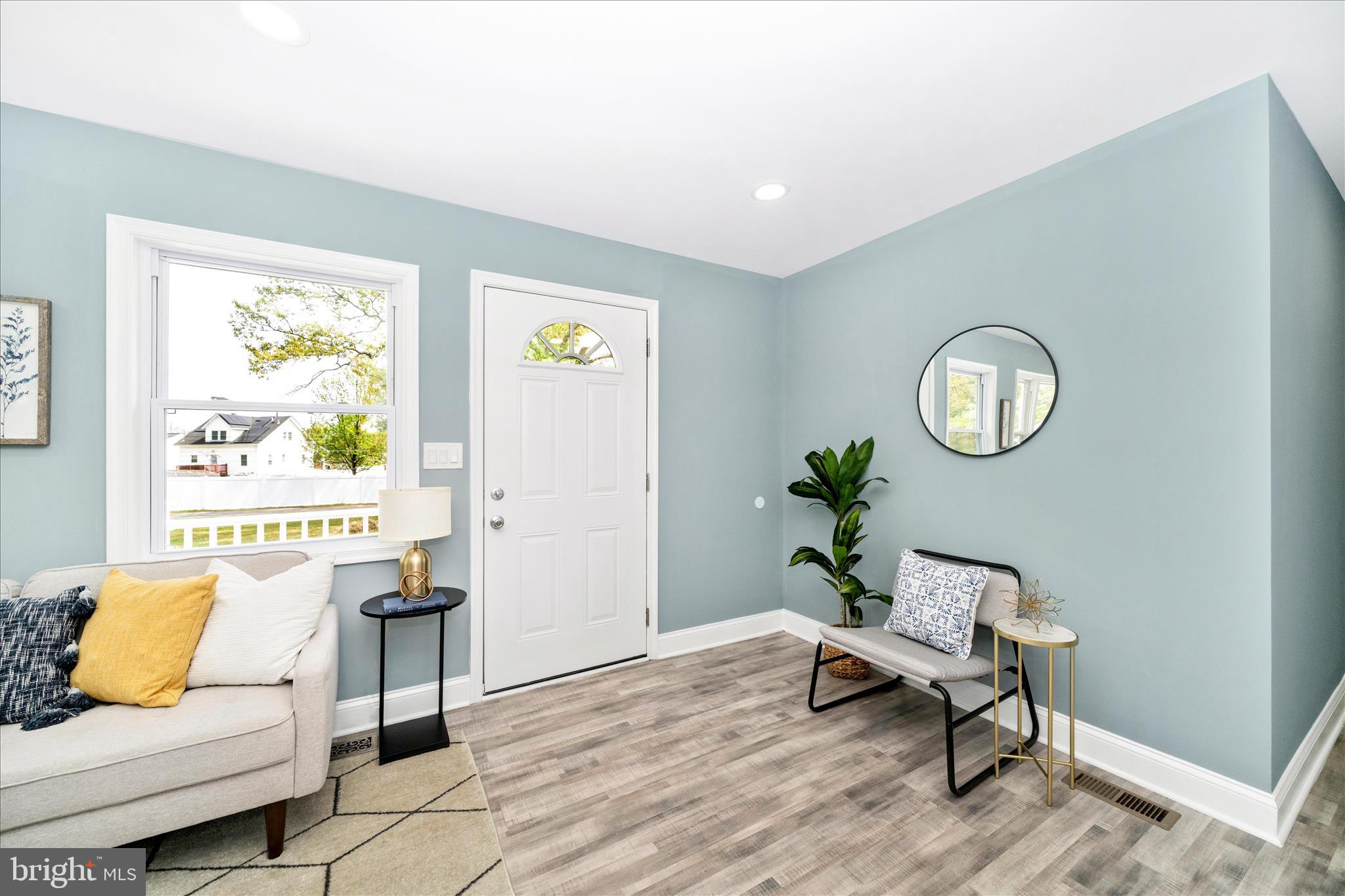 TEMPLE HILLS - Residential