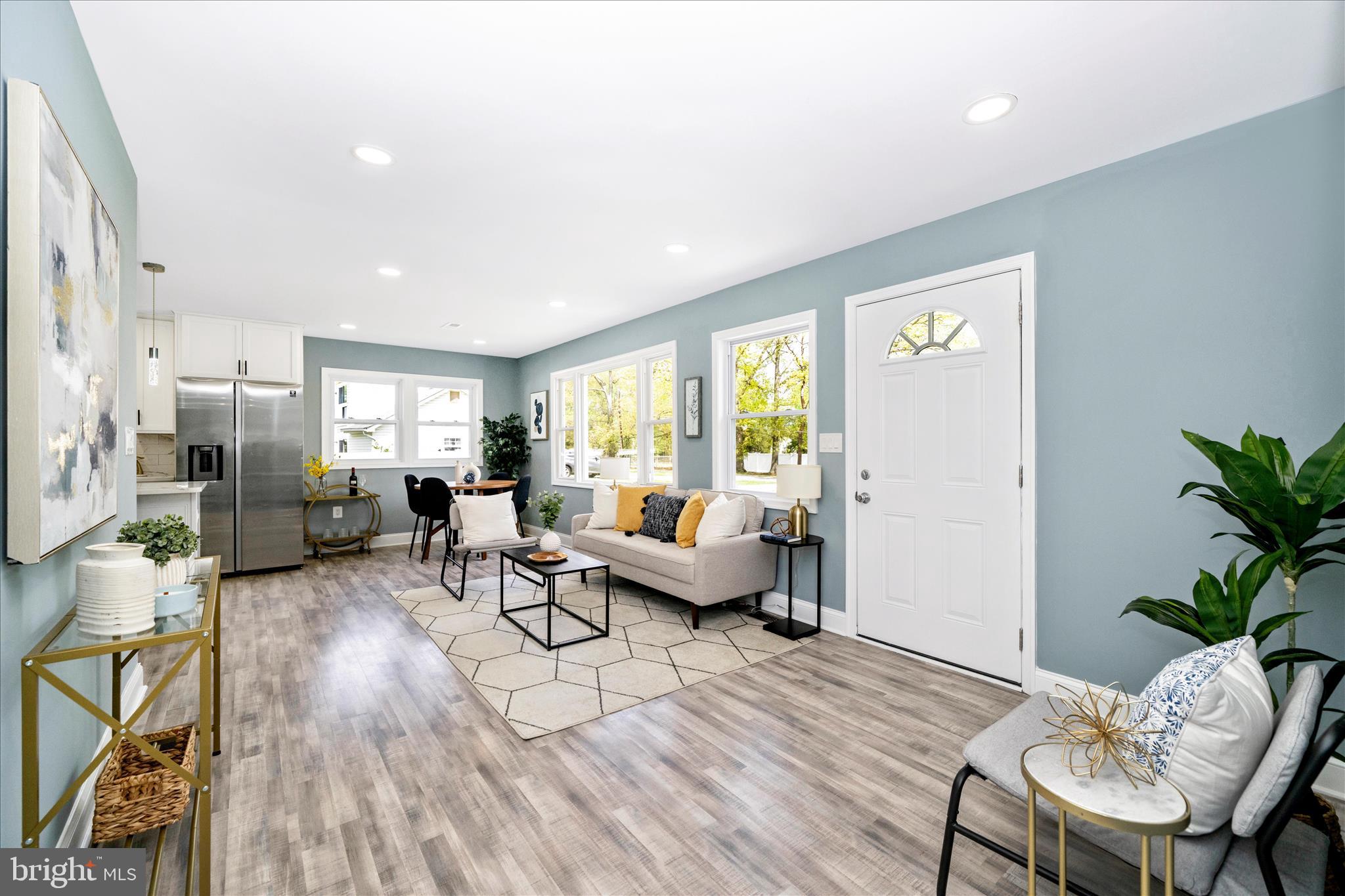 TEMPLE HILLS - Residential