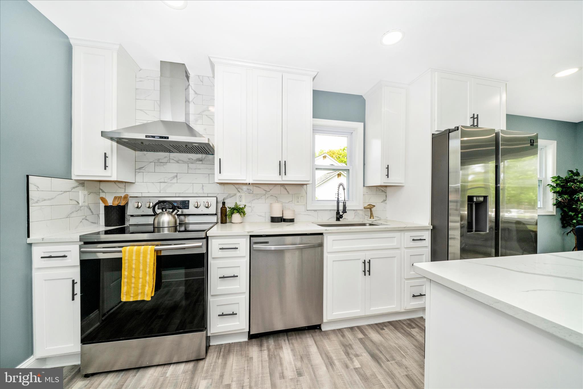 TEMPLE HILLS - Residential