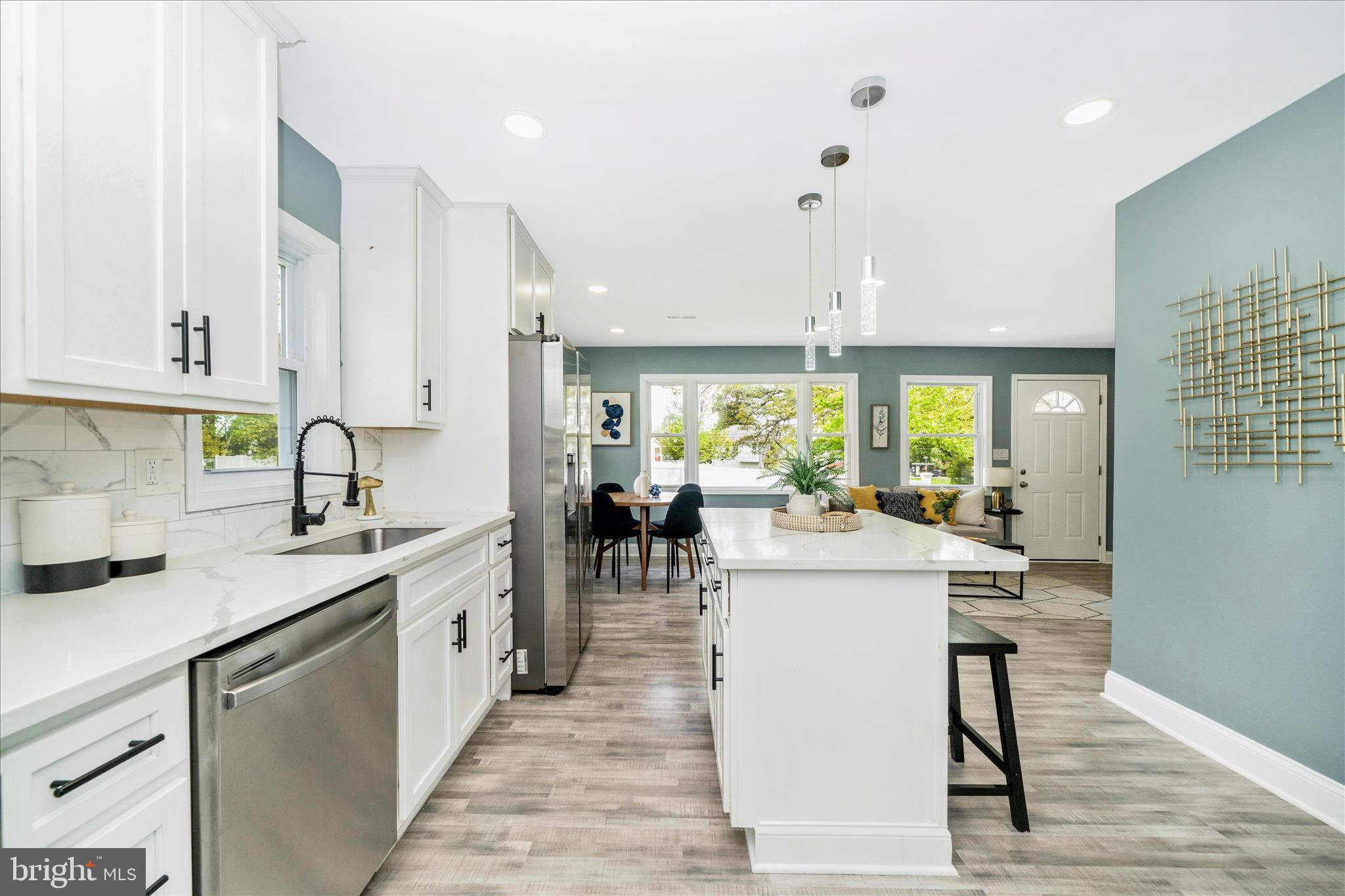 TEMPLE HILLS - Residential