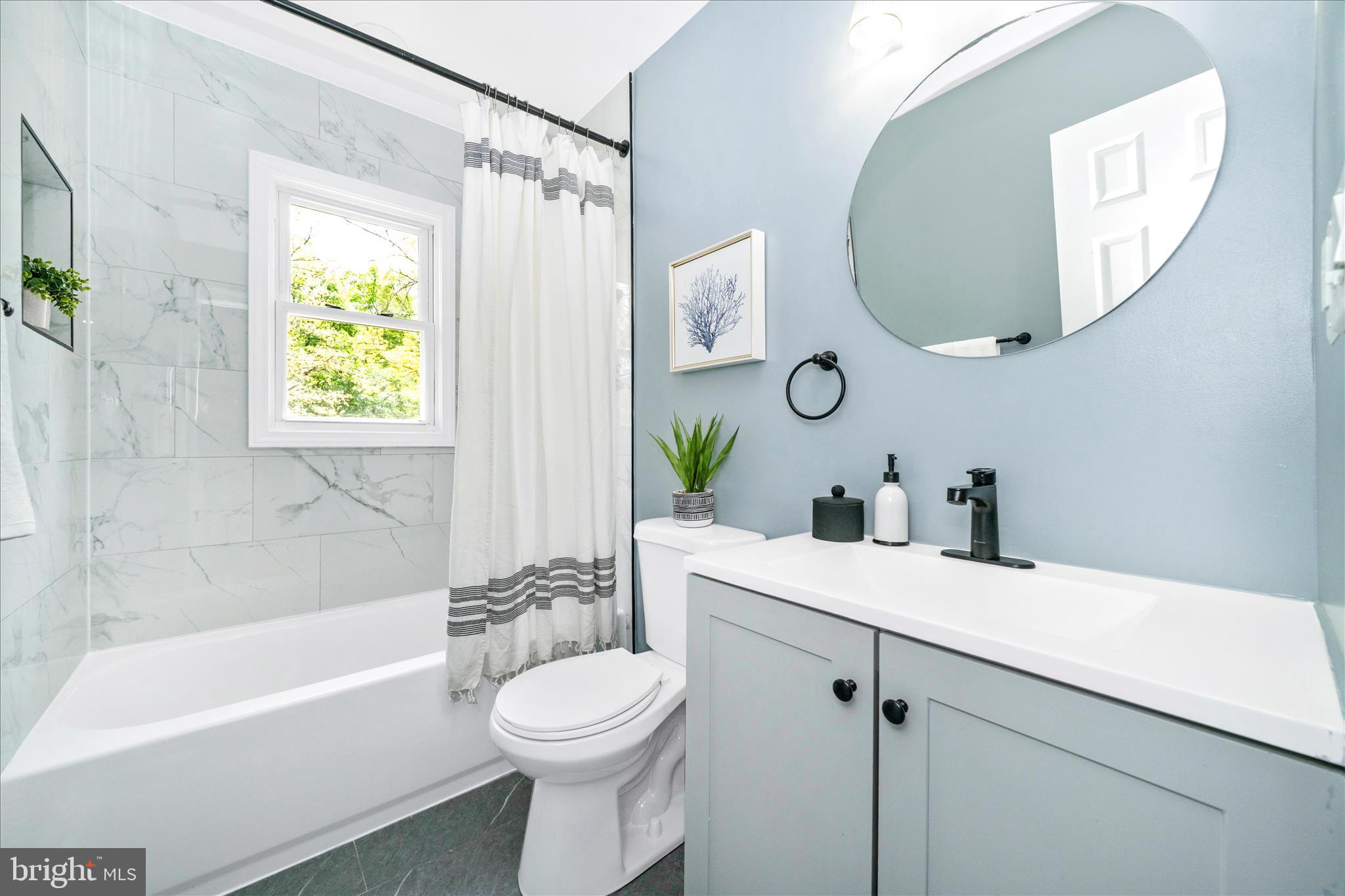 TEMPLE HILLS - Residential