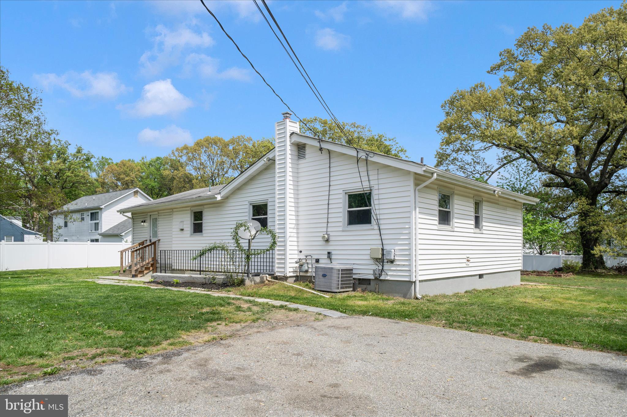 TEMPLE HILLS - Residential