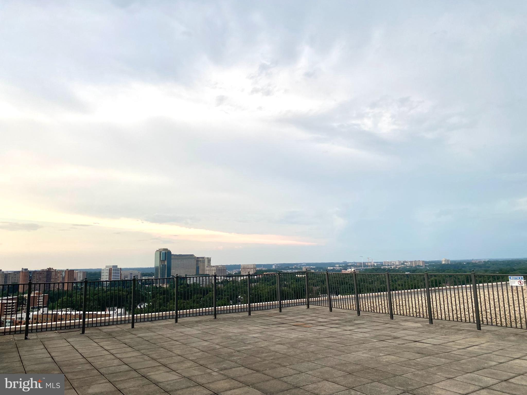 SKYLINE HOUSE - Residential Lease