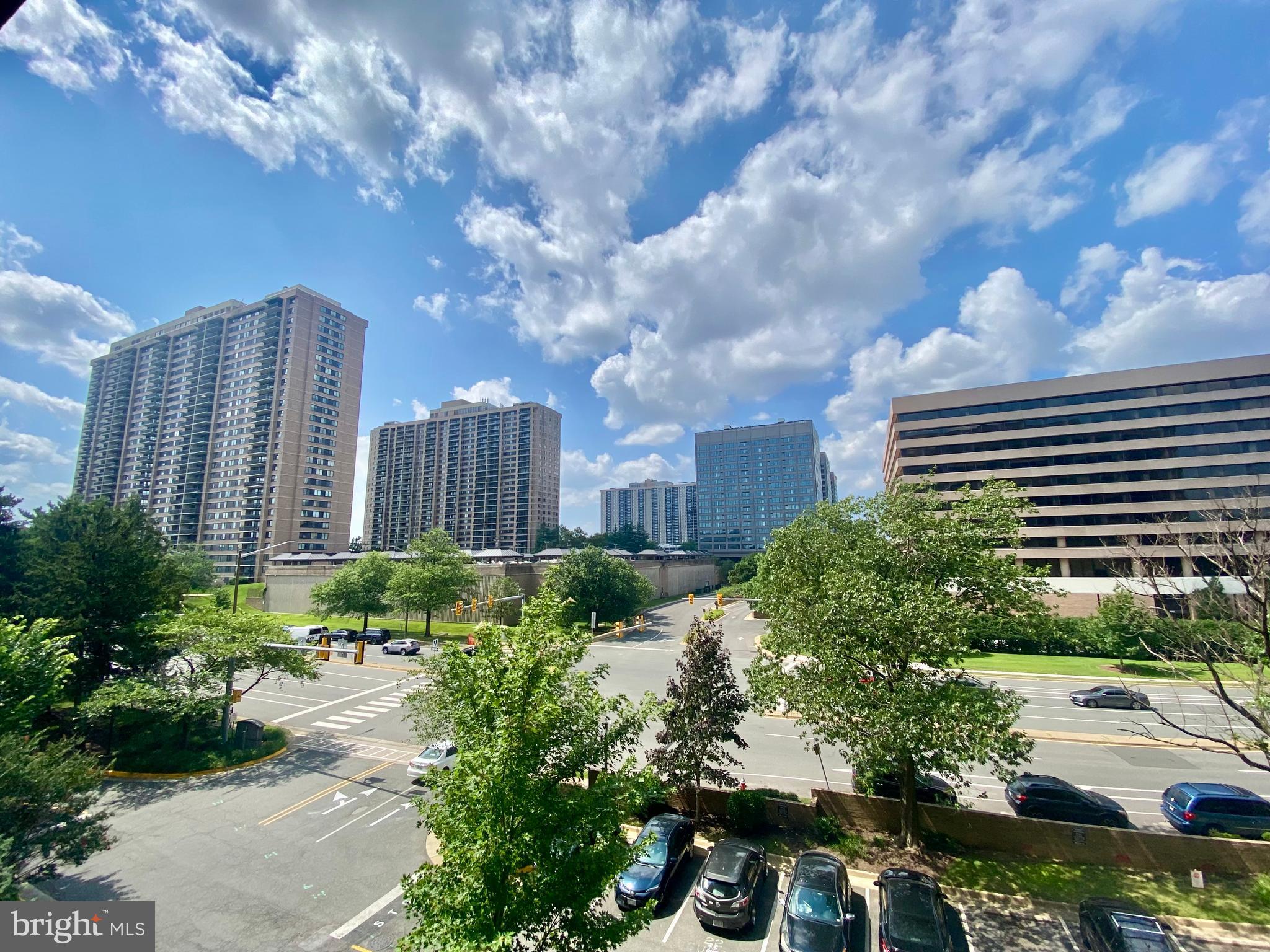 SKYLINE HOUSE - Residential Lease