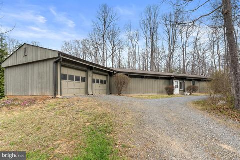 7202 DANNY LANE MANASSAS VA 20112