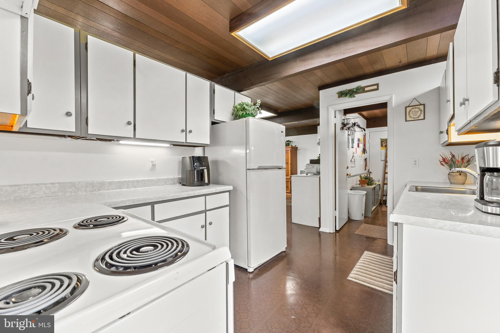 OAK RIDGE ESTATES - Residential