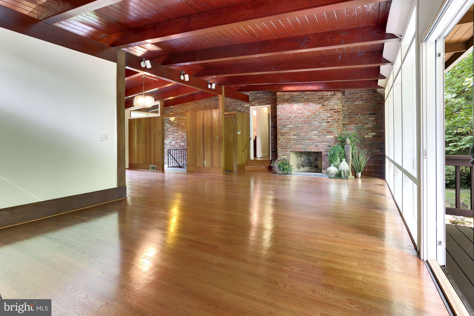 HOLMES RUN ACRES - Residential