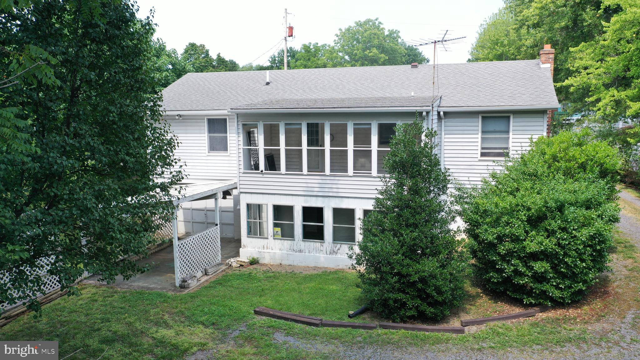 2111 SHAWN DRIVE