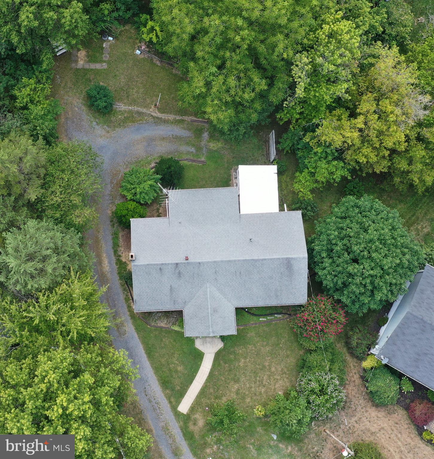 2111 SHAWN DRIVE