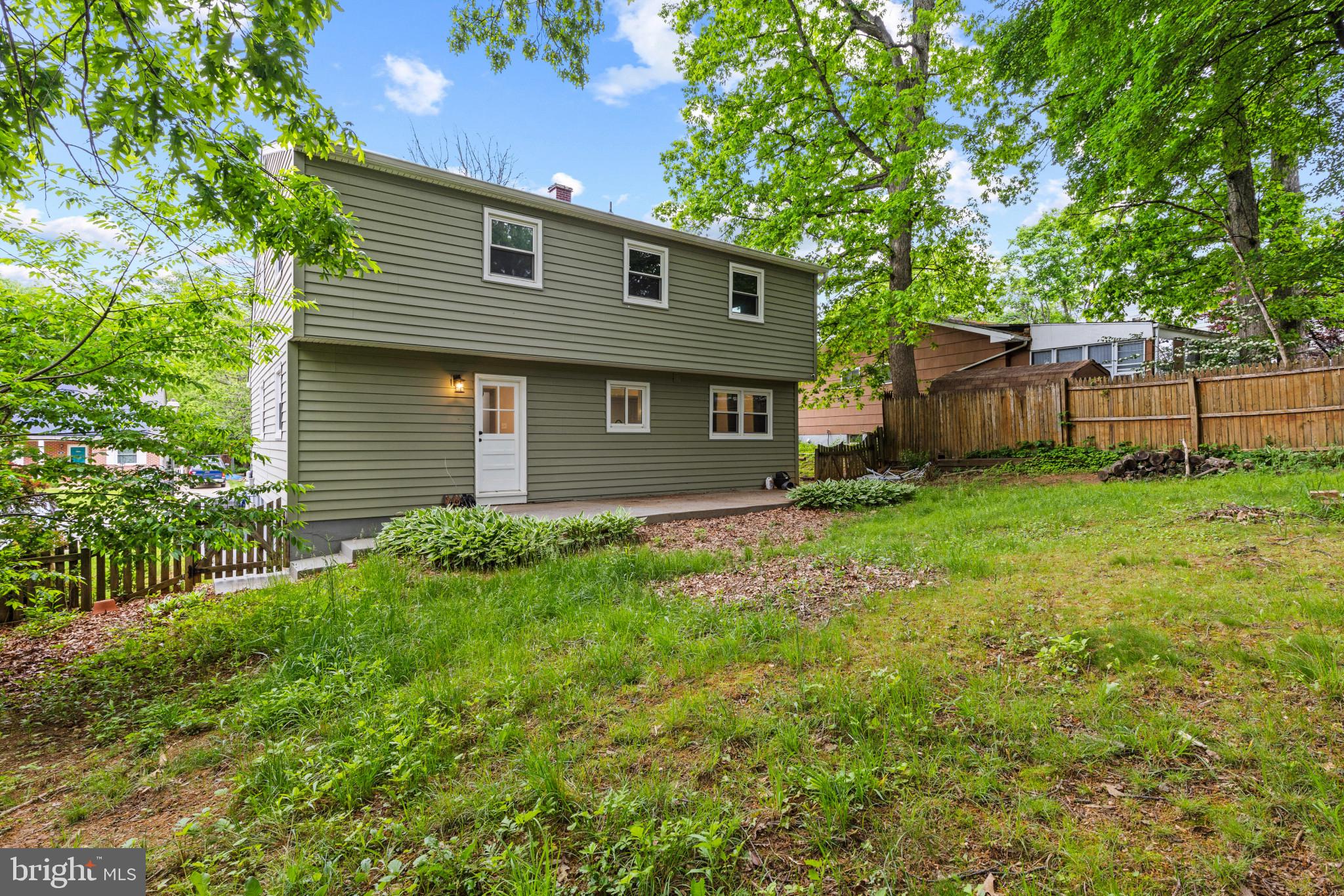 WESTBURY - Residential